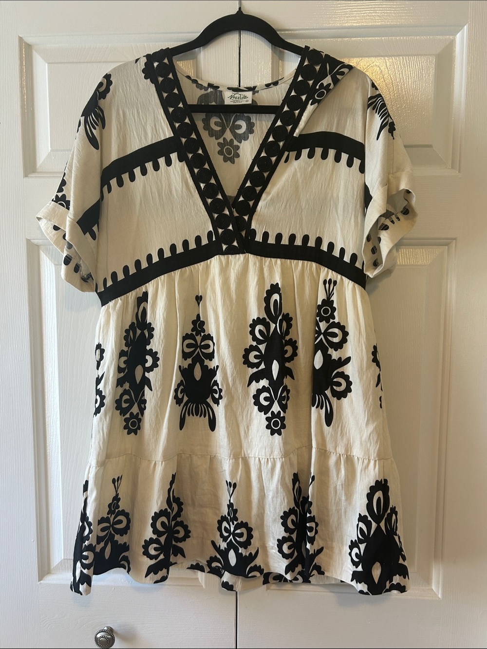 Boho V-Neck Mini Dress in Black & Cream